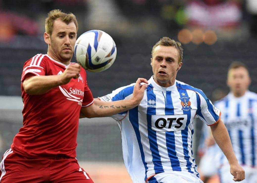 爱游戏下载莎拉波娃在RNG比赛中出色防守，比分优势明显引发热议！的简单介绍